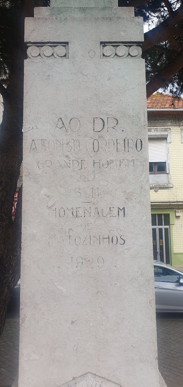 Afonso Cordeiro's bust, Matosinhos (by Antonio Santos) (3).jpg